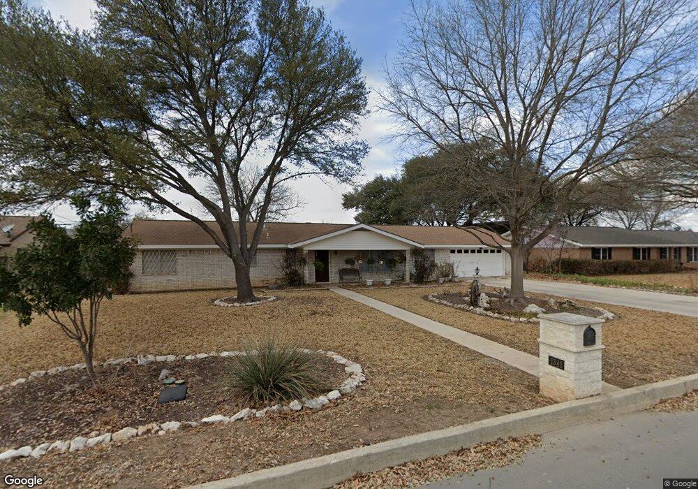 1341 River Acres Dr, New Braunfels, TX 78130 - photo 1