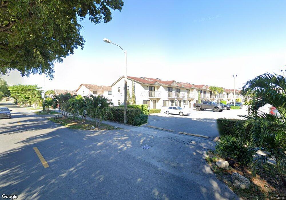 5321 W 22nd Ct unit 5321, Hialeah, FL 33016 - photo 1