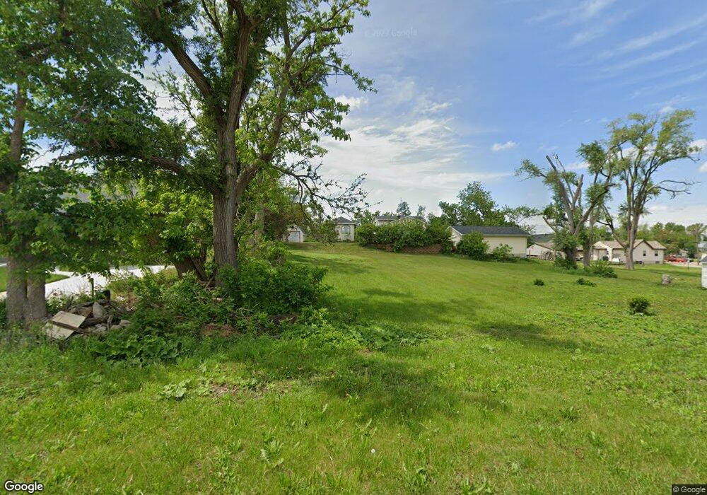 2750 L St SW, Cedar Rapids, IA 52404 - photo 1