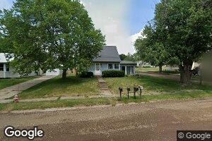 319 Depot St, Walnut, IL 61376