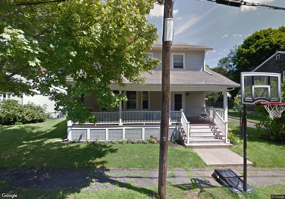 37 Cedar St, Marblehead, MA 01945 - photo 1