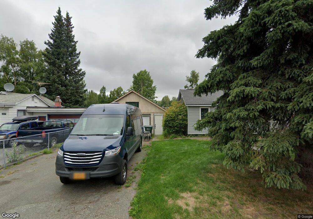 1305 W 39th Place, Anchorage, AK 99503 - photo 1