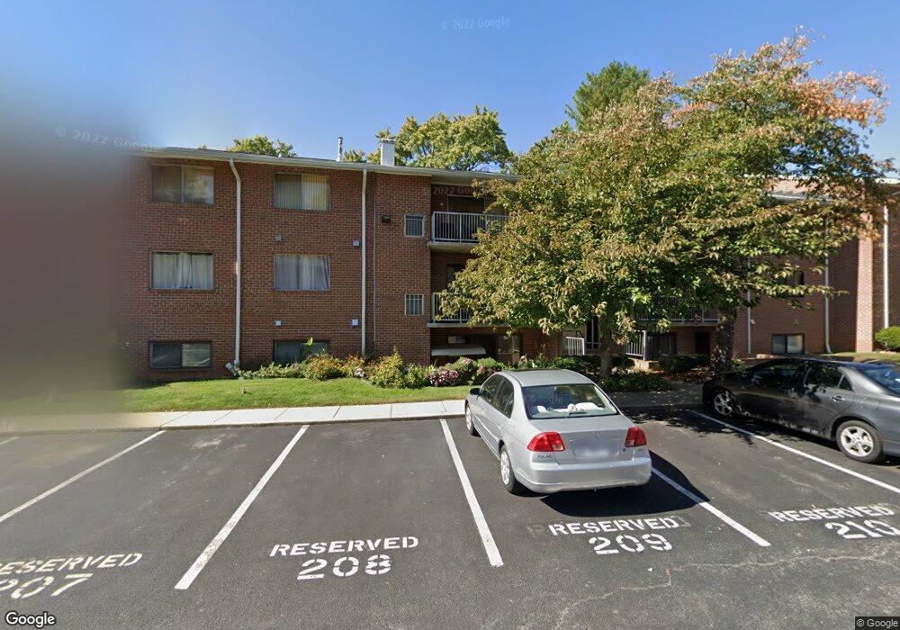 202 Cork Ln unit 201, Reisterstown, MD 21136 - photo 1