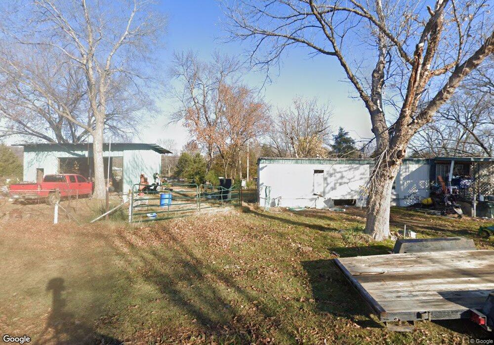 406 E Division St, Henryetta, OK 74437 - photo 1