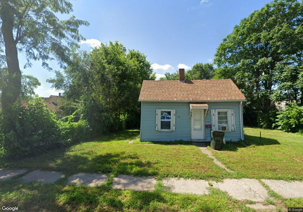 1123 W 4 1/2 St, Davenport, IA 52802 - photo 1