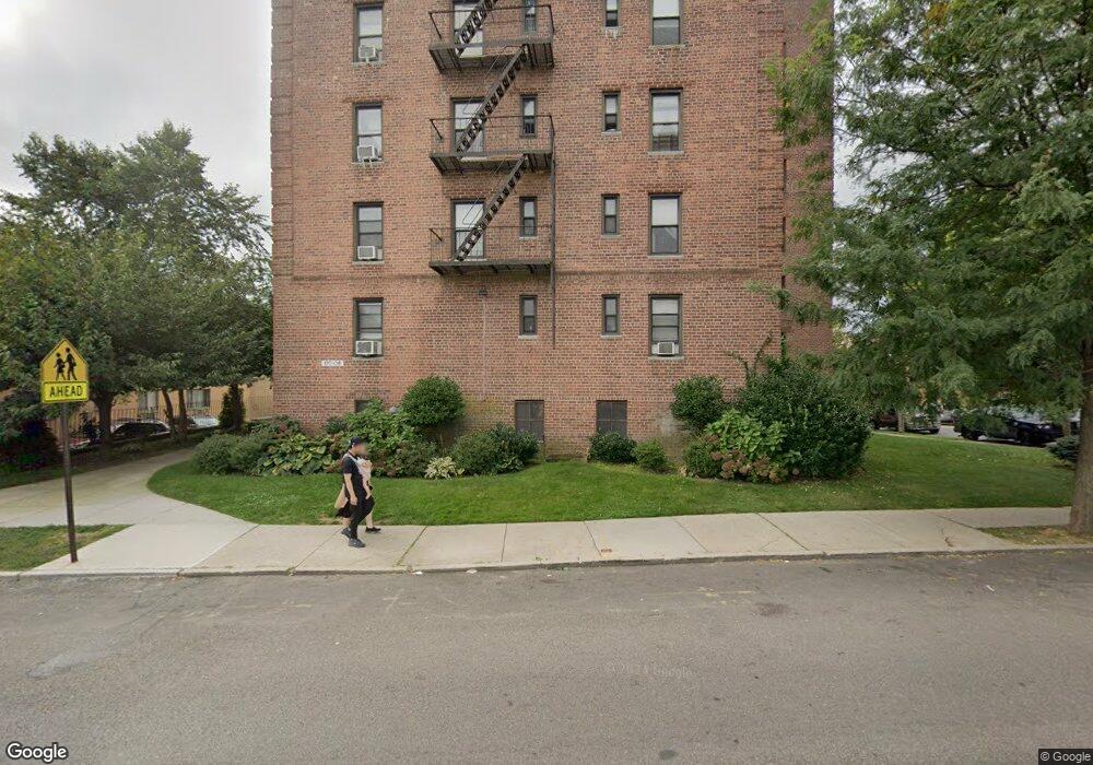 17020 Crocheron Ave unit 106, Flushing, NY 11358 - photo 1