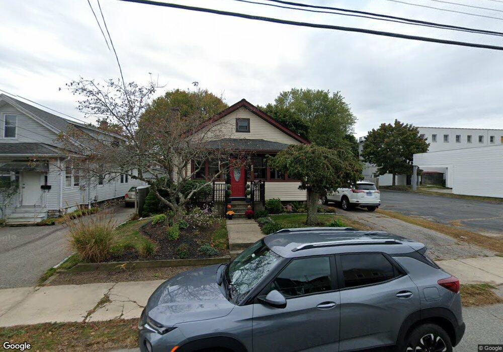 100 School St, New London, CT 06320 - photo 1