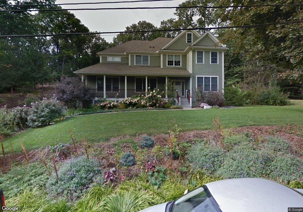 10 Flintlock Rd, Lexington, MA 02420 - photo 1