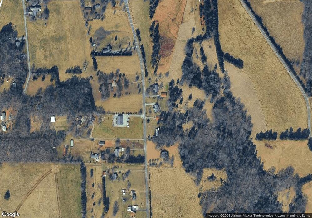 157 Longview Rd, Statesville, NC 28625 - photo 1