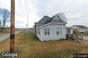 102 S Sycamore, Yale, IL 62481