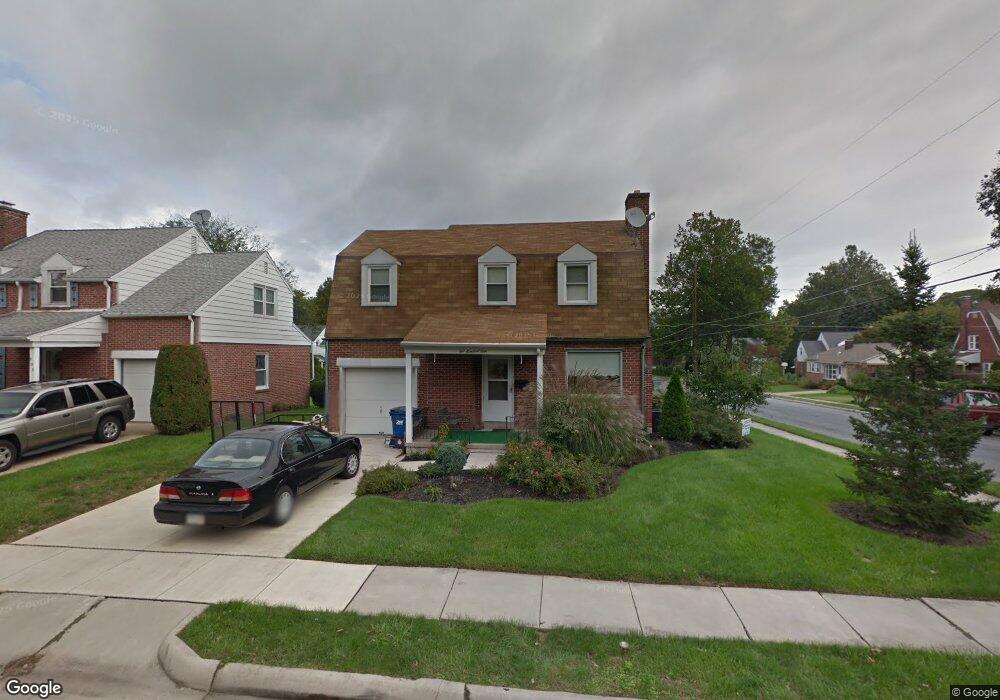 501 Lawrence Ave, Reading, PA 19609 - photo 1