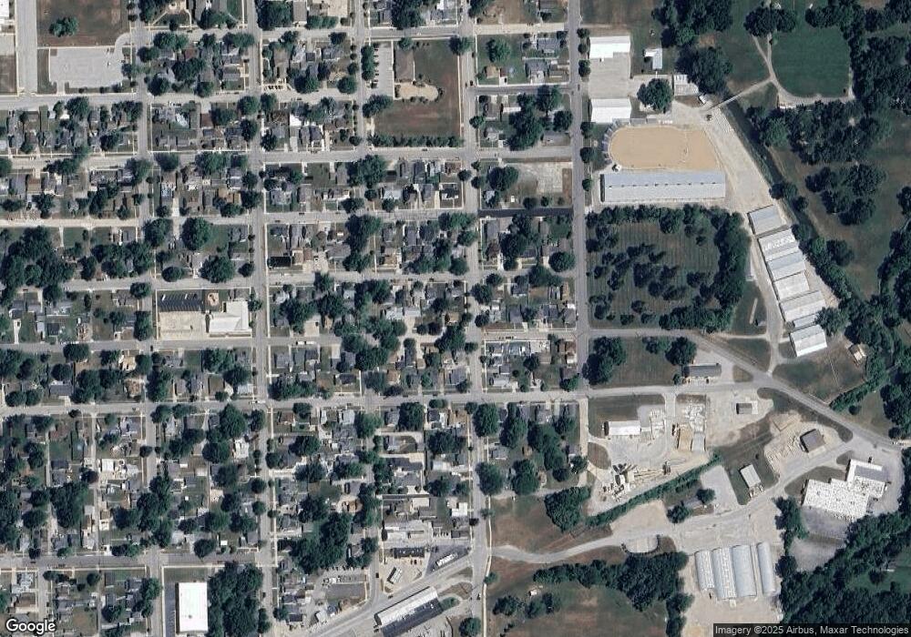 116 E 18th St, Auburn, IN 46706 - photo 1