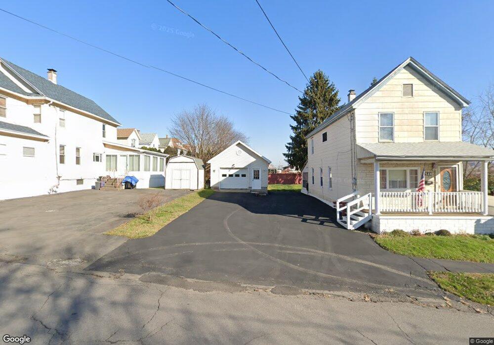 548 1/2 Archbald St, Scranton, PA 18504 - photo 1