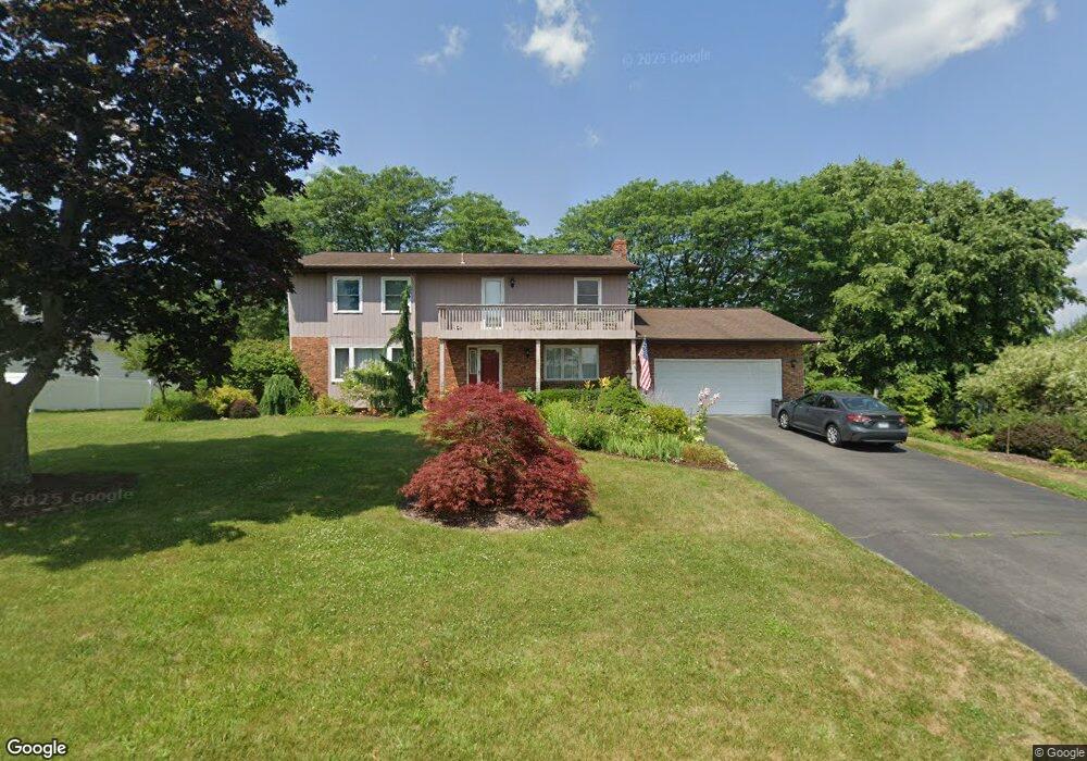 1429 Fox Hollow Rd, Schenectady, NY 12309 - photo 1