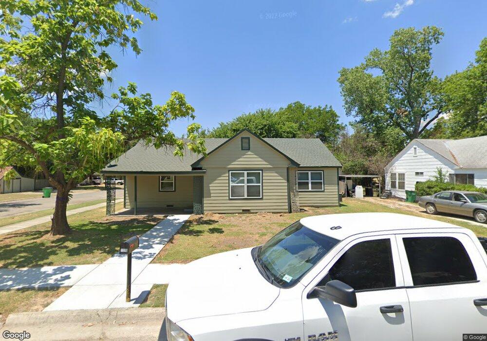 1001 N Howeth St, Gainesville, TX 76240 - photo 1