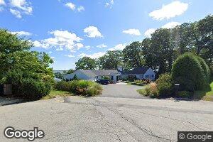 13 Lantern Ln, Cumberland Foreside, ME 04110
