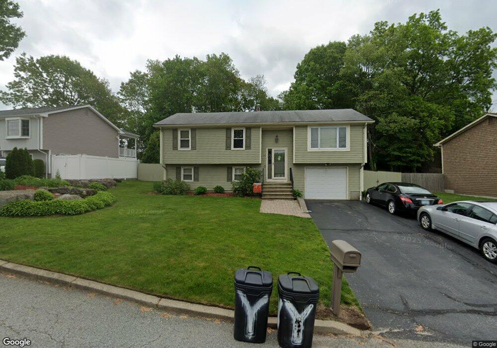137 Birchwood Dr unit Dr., Cranston, RI 02920 - photo 1