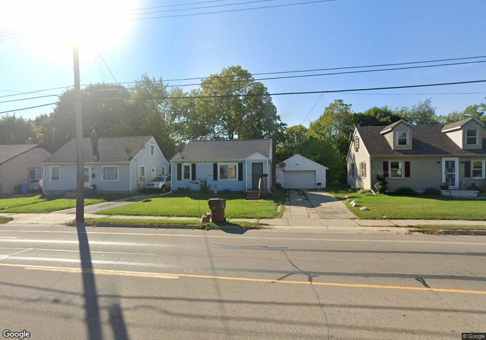 1421 N Mlk Blvd, Lansing, MI 48915 - photo 1