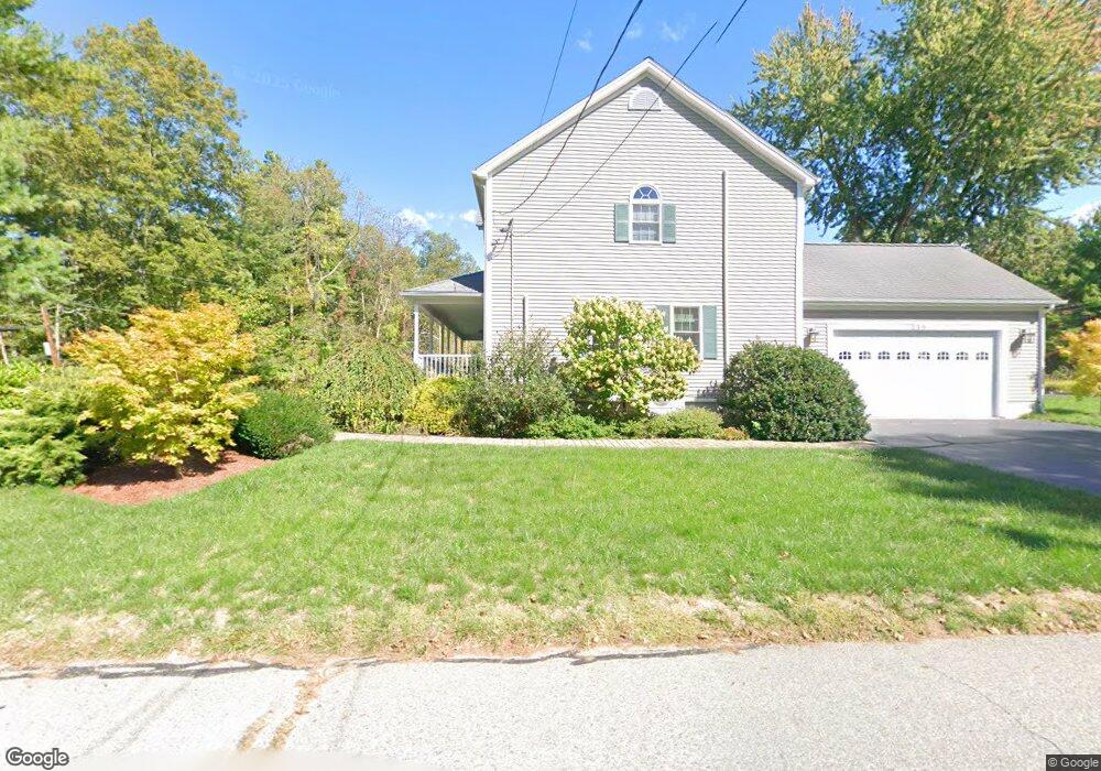 4 White Pine Dr, Cumberland, RI 02864 - photo 1