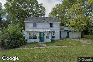 201 N Adams St, Avon, IL 61415