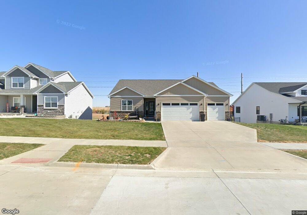 900 E 26th St N, Newton, IA 50208 - photo 1