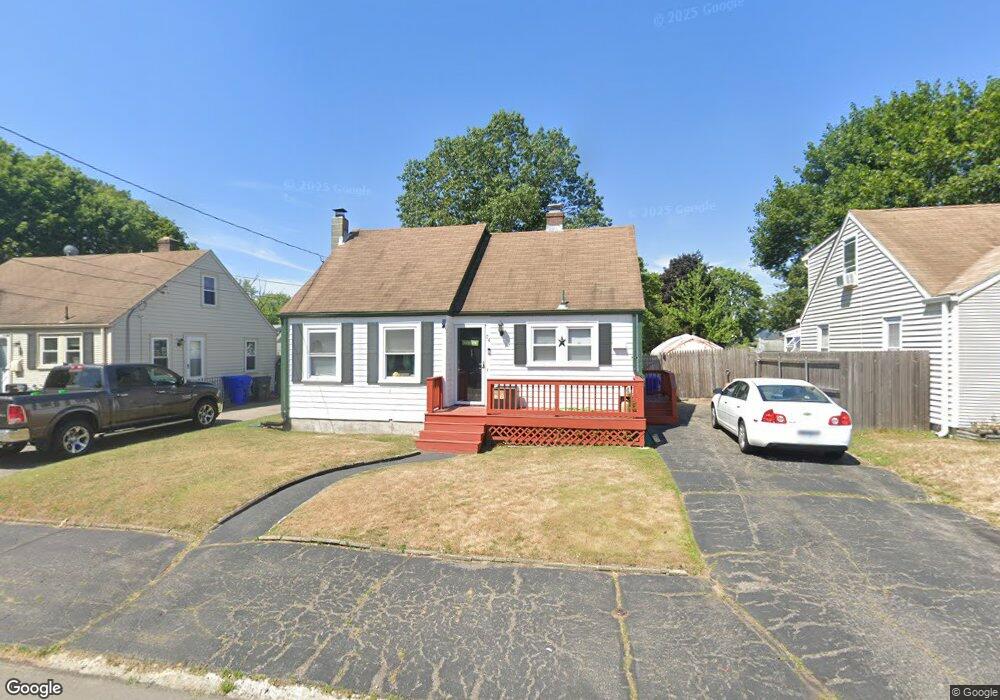 74 Revere St, Pawtucket, RI 02861 - photo 1