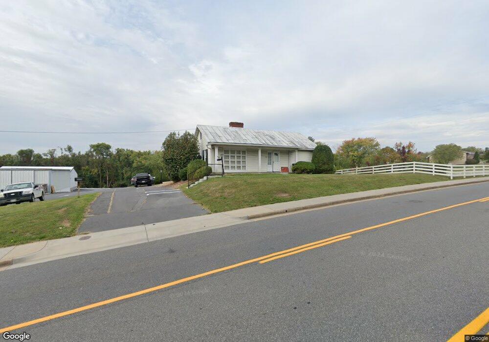 107 W Mosby Rd, Harrisonburg, VA 22801 - photo 1