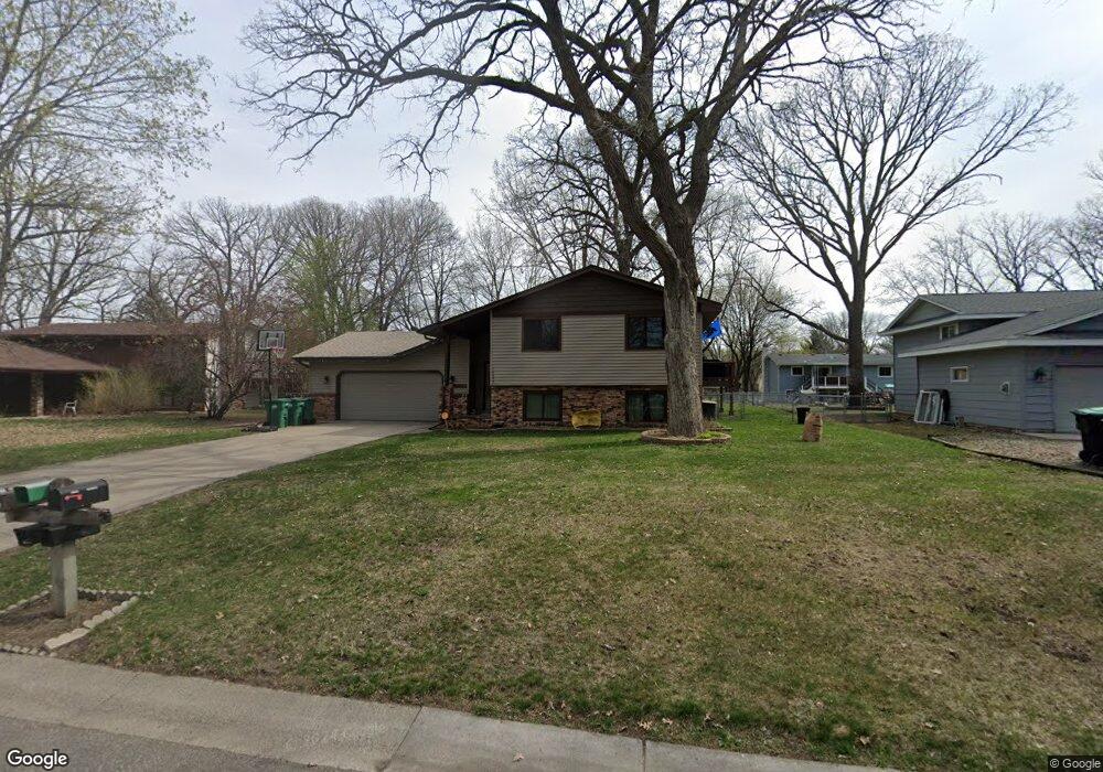 10805 Linnet St NW, Coon Rapids, MN 55433 - photo 1