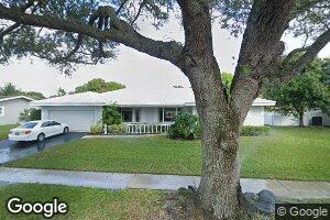 7421 SW 11th St, Plantation, FL 33317