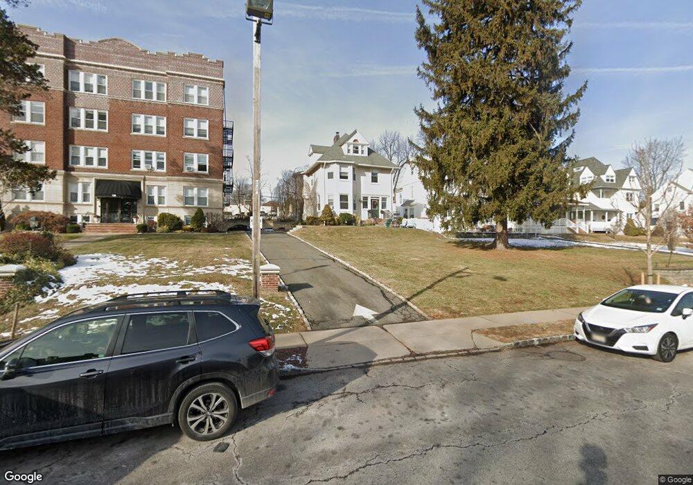 20 Forest St unit 2, Montclair, NJ 07042 - photo 1