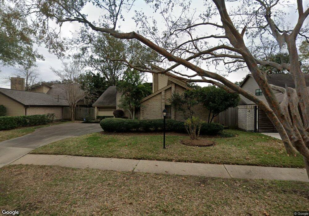 10307 Olympia Dr, Houston, TX 77042 - photo 1