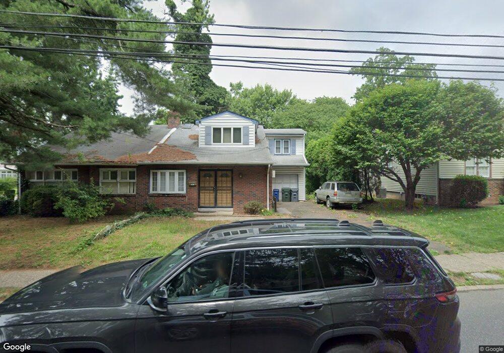 2621 Woodland Rd, Abington, PA 19001 - photo 1