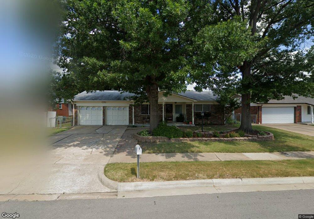 1115 N Gum Ave, Broken Arrow, OK 74012 - photo 1