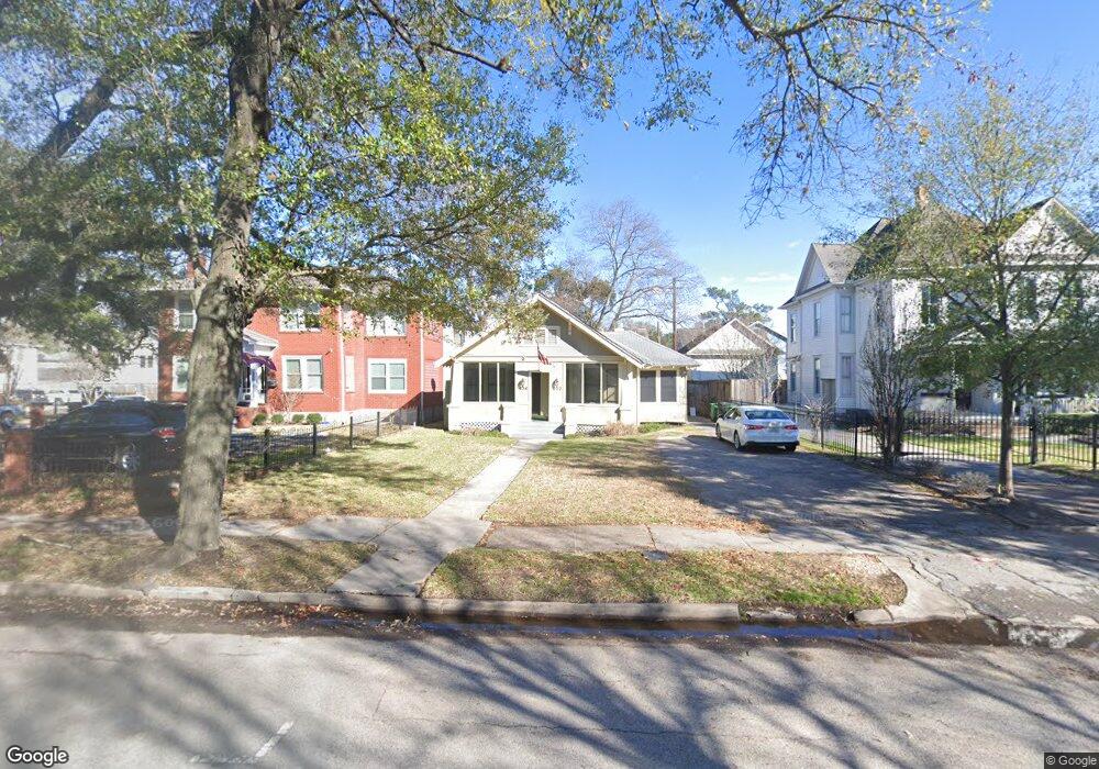 834 Heights Blvd, Houston, TX 77007 - photo 1