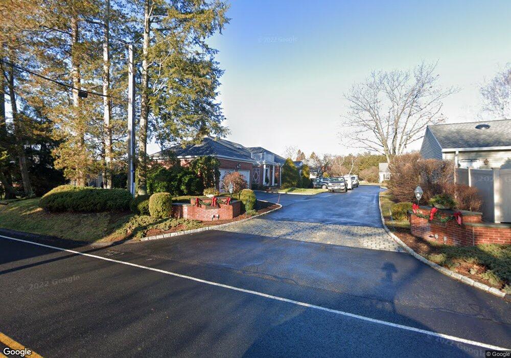 31 Bank St, New Canaan, CT 06840 - photo 1