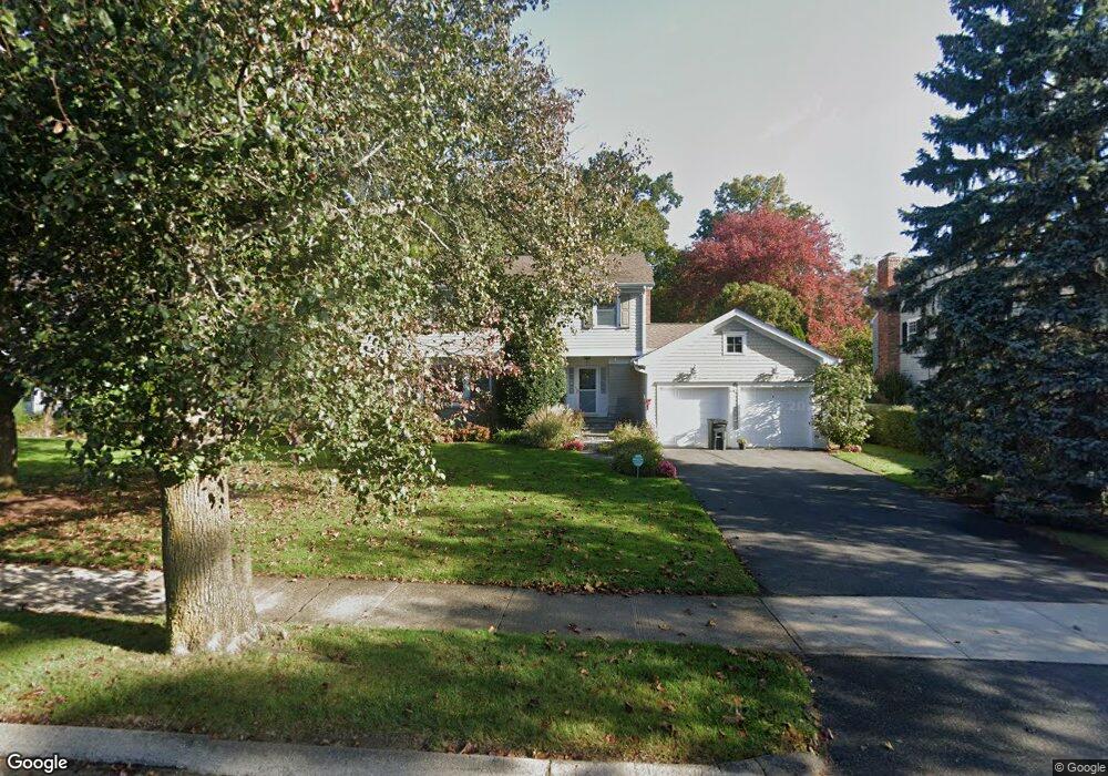 77 Hewlett St, Rye, NY 10580 - photo 1