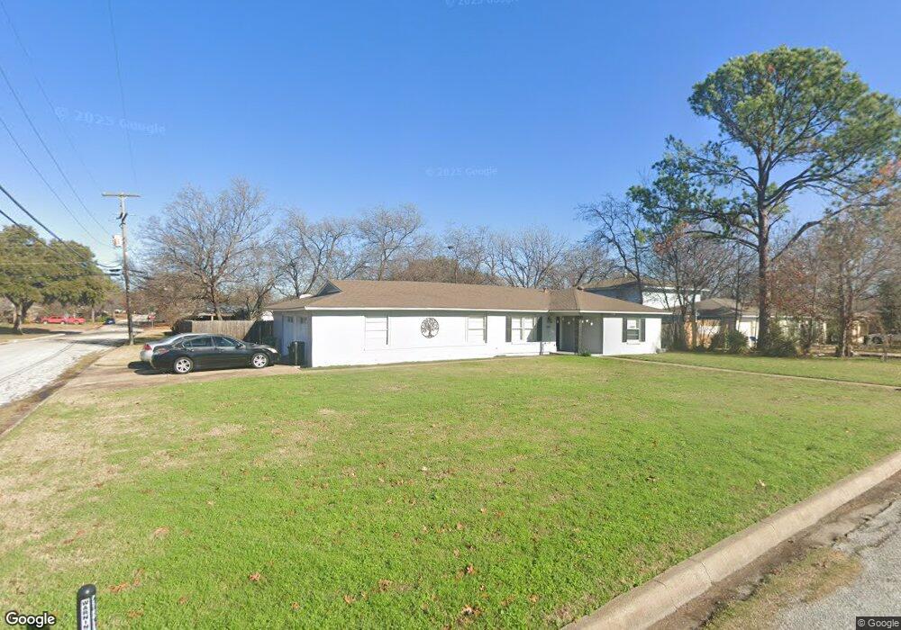 7901 Maplewood Ave, North Richland Hills, TX 76180 - photo 1