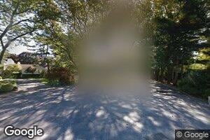 2 Woods Ln, Old Westbury, NY 11568