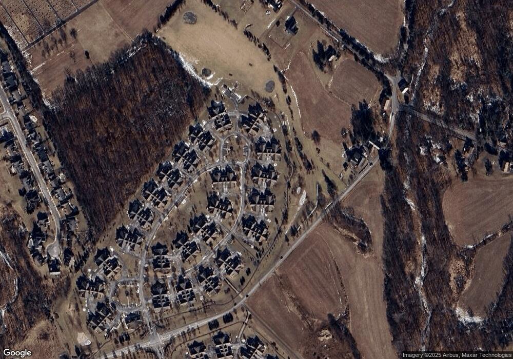 1072 Bordeaux Ln, Pennsburg, PA 18073 - photo 1