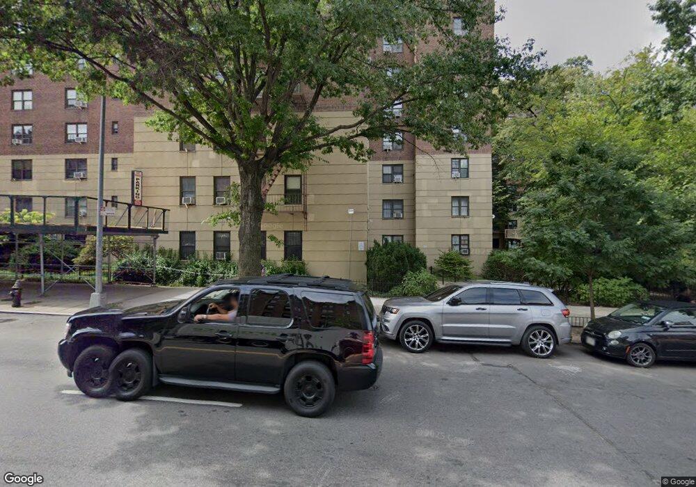 Fort Tryon Gardens unit 2G, New York, NY 10040 - photo 1