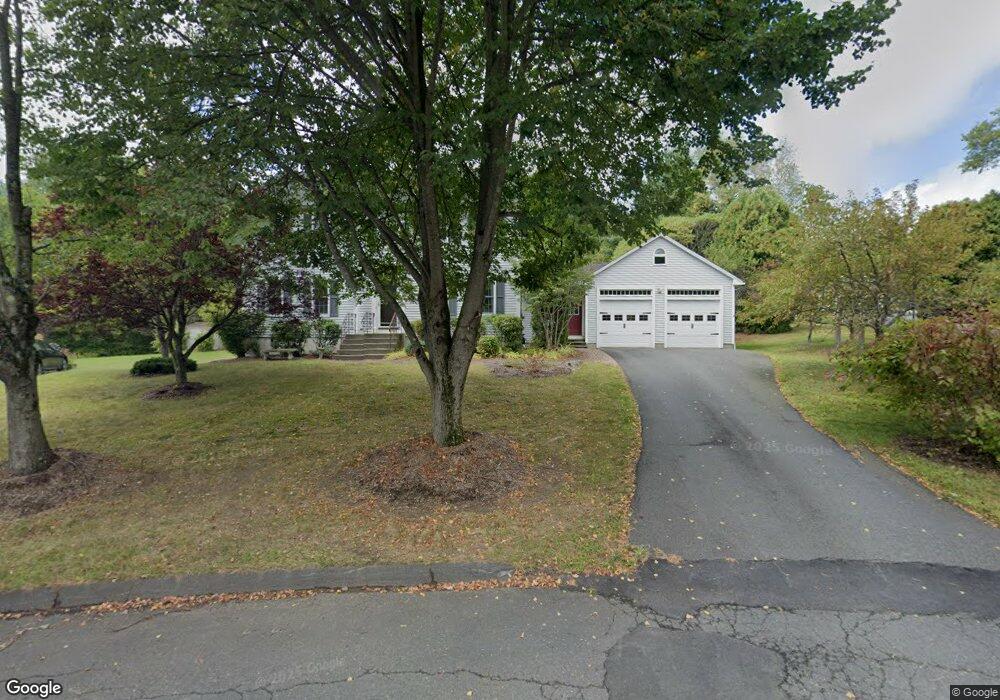 38 Hedgerow Ln, Amherst, MA 01002 - photo 1