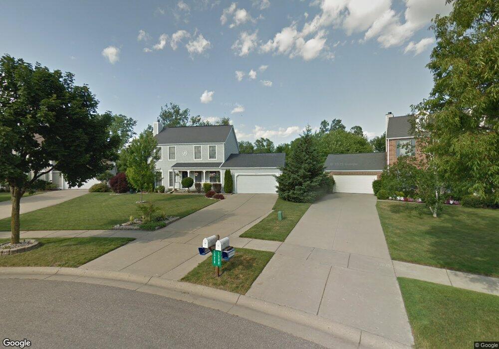 1520 Fall Creek Ln, Ann Arbor, MI 48108 - photo 1