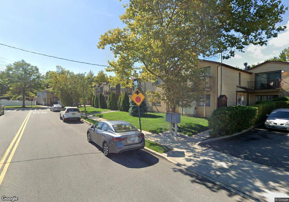 22A Abingdon Ave unit 22A, Staten Island, NY 10308 - photo 1