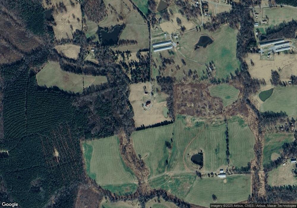 277 Shelby Ln, Siler City, NC 27344 - photo 1