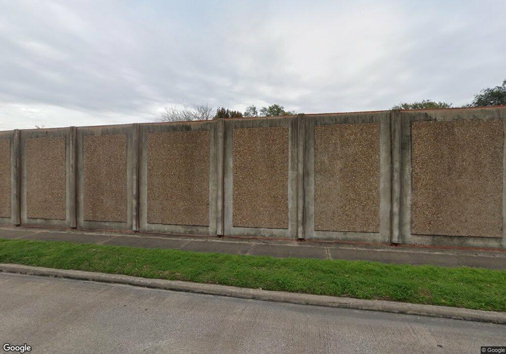 1633 W Sam Houston Pkwy S, Houston, TX 77042 - photo 1