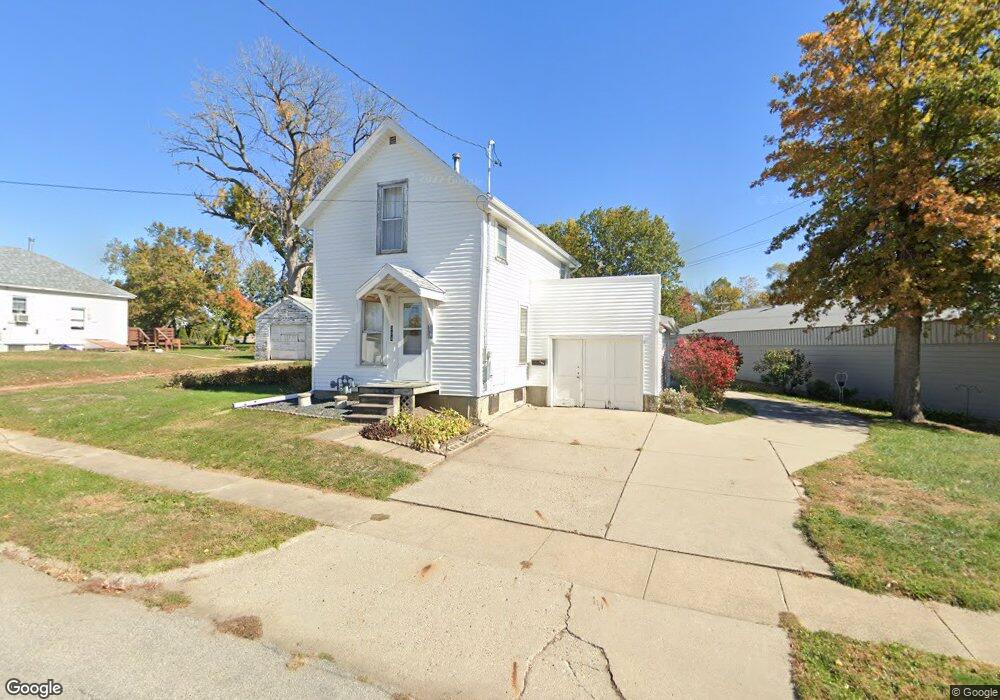 304 W 10th St N, Newton, IA 50208 - photo 1