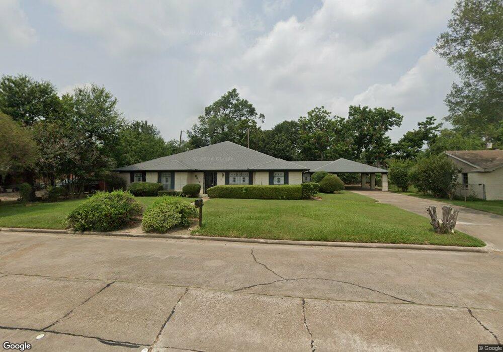 9811 Camay Dr, Houston, TX 77016 - photo 1