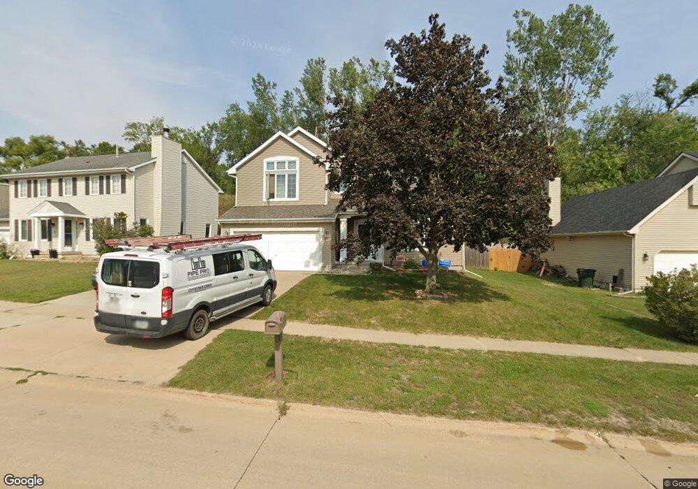 3816 Riverside Dr NE, Cedar Rapids, IA 52411 - photo 1