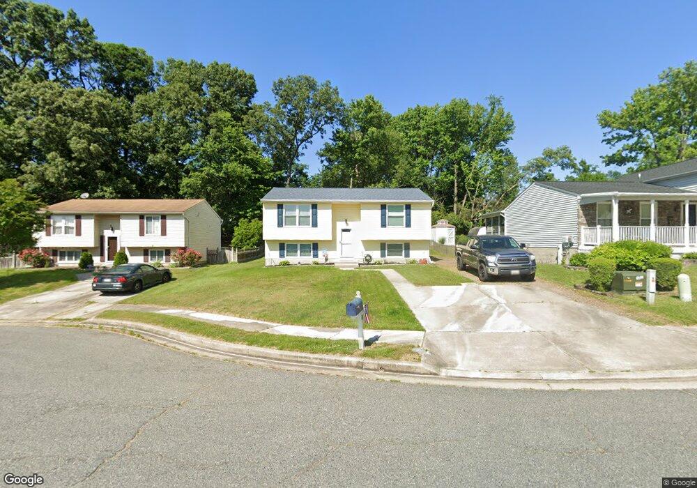 8 Horse Chestnut Ct, Essex, MD 21221 - photo 1