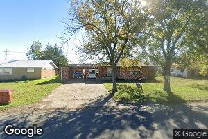 1413 E Jackson St, Hugo, OK 74743